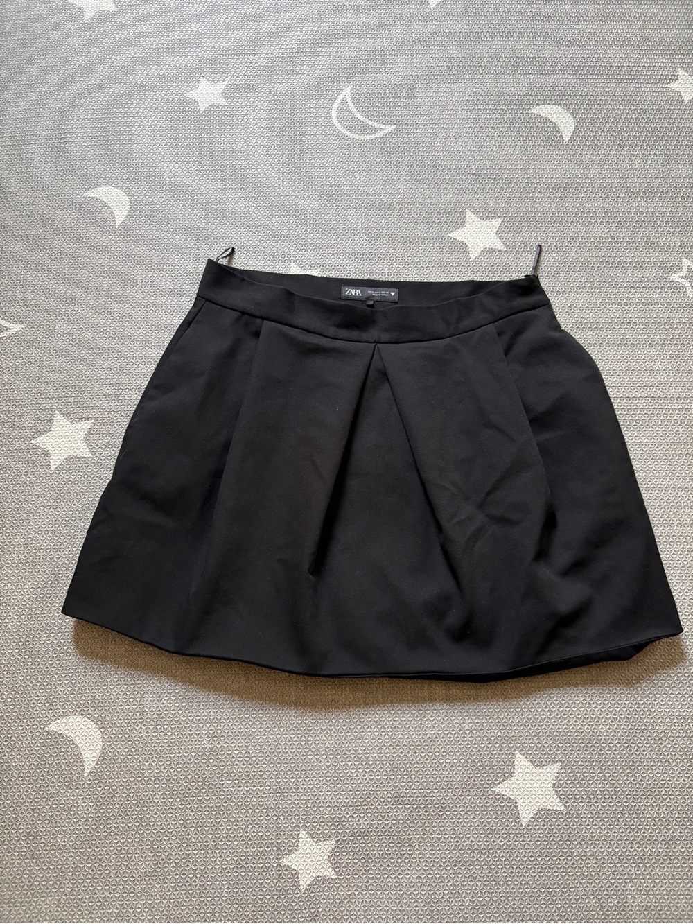 Zara Black A-Line Pleated Mini Skirt